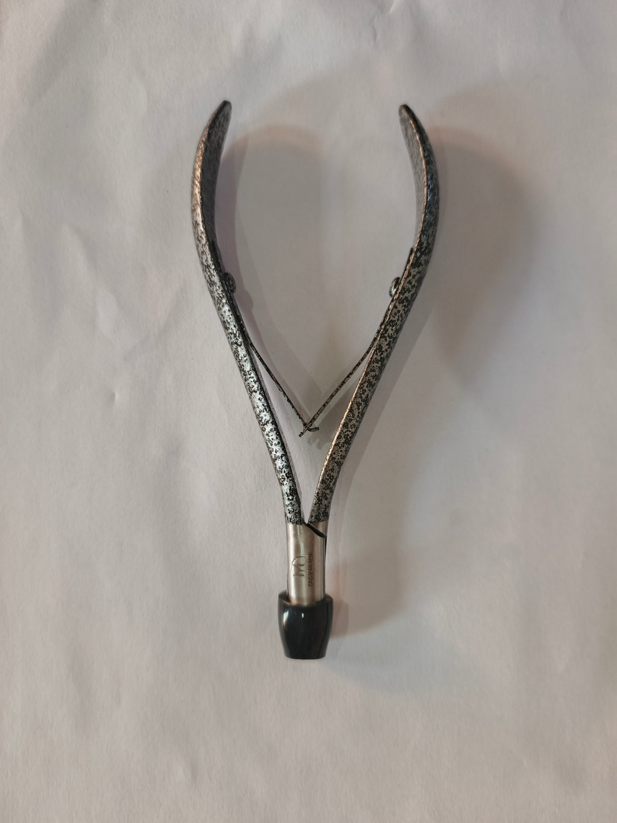 Mavrone Cuticle Cutter — Precision Stainless Steel
